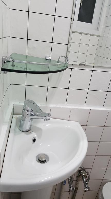 Lvia Guesthouse Сеул Екстериор снимка